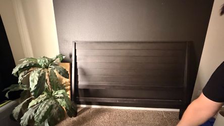 Cal King Bedroom Set