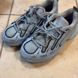 7.5 Adidas 