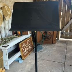 Hercules Orchestra Stand 19” X14”x4’ Tall  - Stand Para Partitura De Musica Hercules 