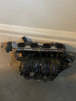 Intake manifold For 2007-2009 2.4l Camry