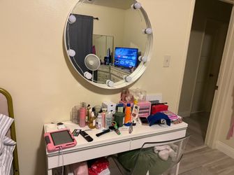 Makeup Vanity