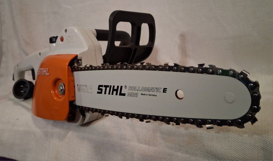 STIHL MSE 141 C Electric Chainsaw