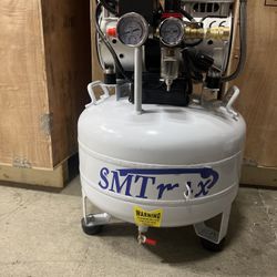 SL70 Oil-Free Dental Air Compressor – Quiet 55 dB, Refurbished