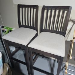 2 High Chairs