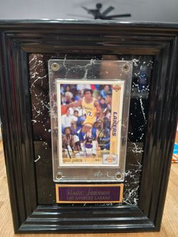1991-92 Upper Deck #45 Magic Johnson Los Angeles Lakers AUTOGRAPHED/PAPERWORK