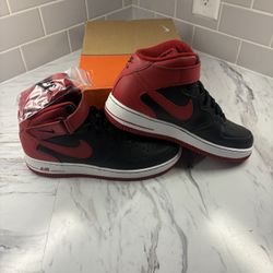 Nike Air Force 1 Mid