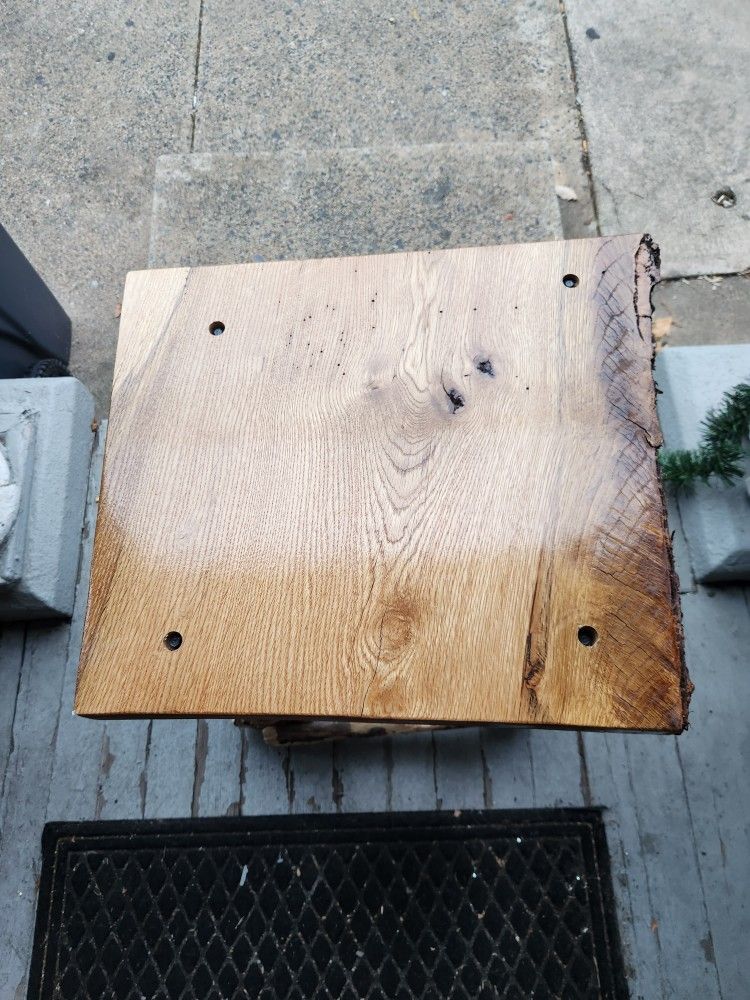 Live Edge End Table. With Polyurethane Shine