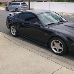 2001 Ford Mustang