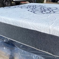 Cal King Organic Hybrid Cool Gel Memory Foam Mattress !