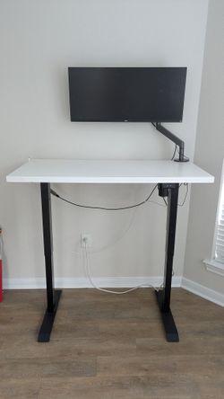 34" Ultra wide Monitor