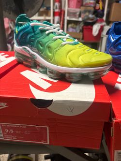 Nike Air VaporMax Plus Size 9.5