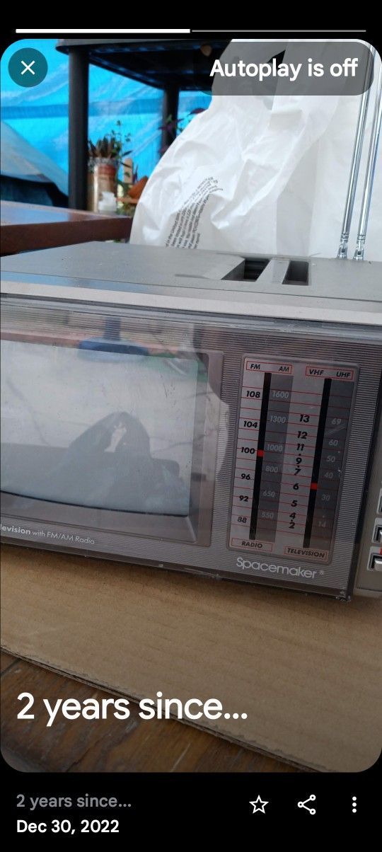 Small Travel Portable Tv..