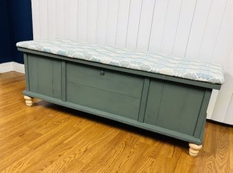 Antique Storage Bench / Chest 