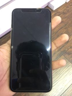 iPhone X 64GB GSM Unlocked