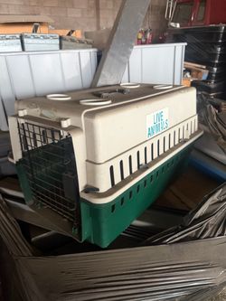 Pet cage