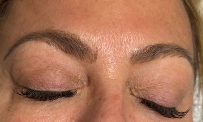 Lash clusters