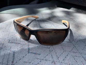 Maui Jims  Local Kine MJ810-25MC