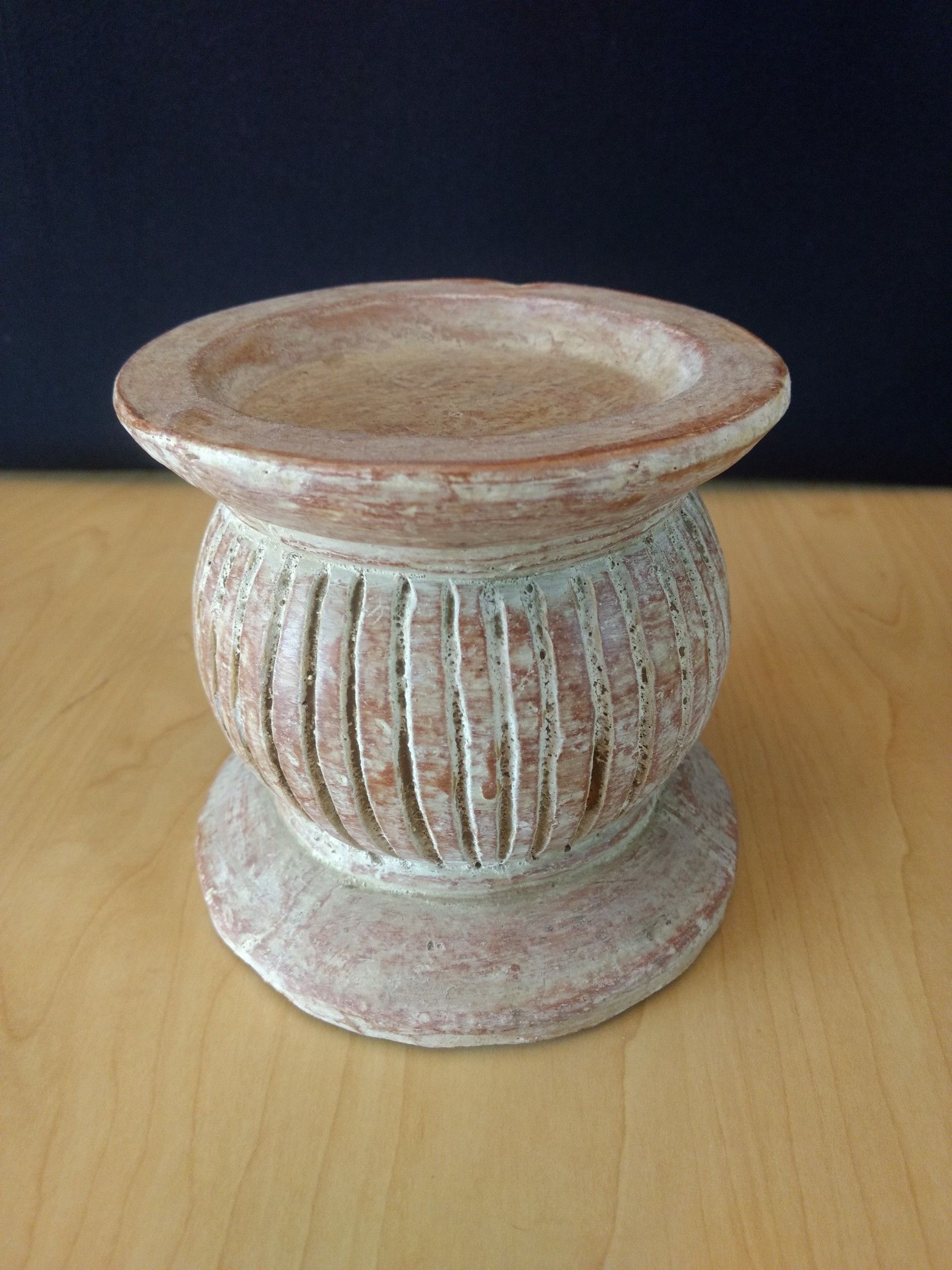 Pillar candle holder