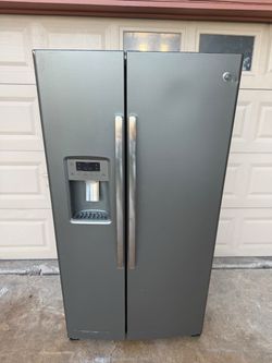 GE refrigerator. Free delivery and installation