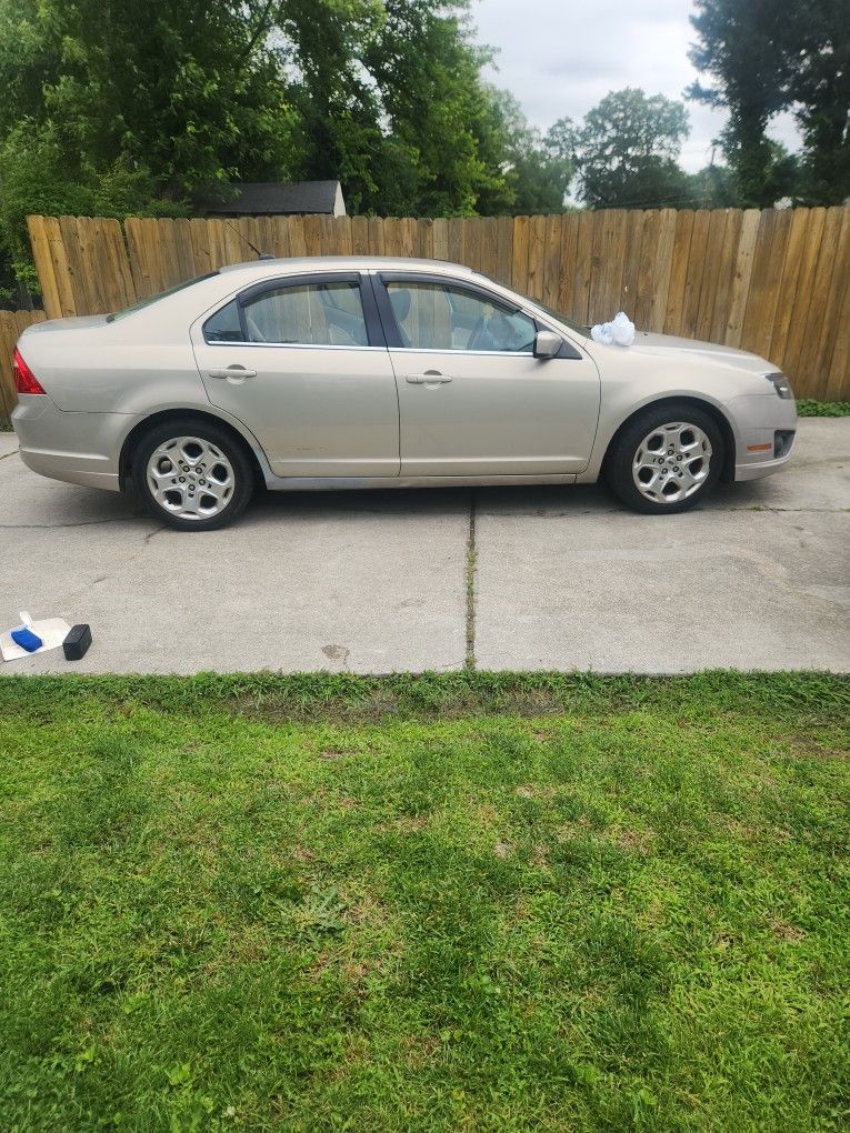 2010 Ford Fusion