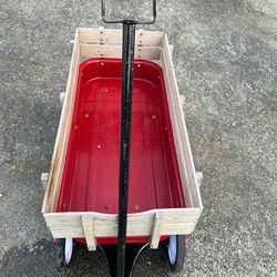Radio Flyer wagon (in Kent/Des Moines)