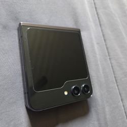 Samsung Galaxy Flip 5