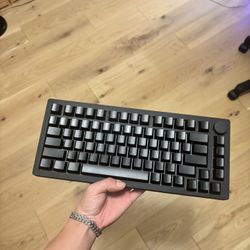 probably the thockiest custom keyboard i’ve ever built