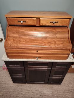 ROLLTOP DESK in Oak Wood