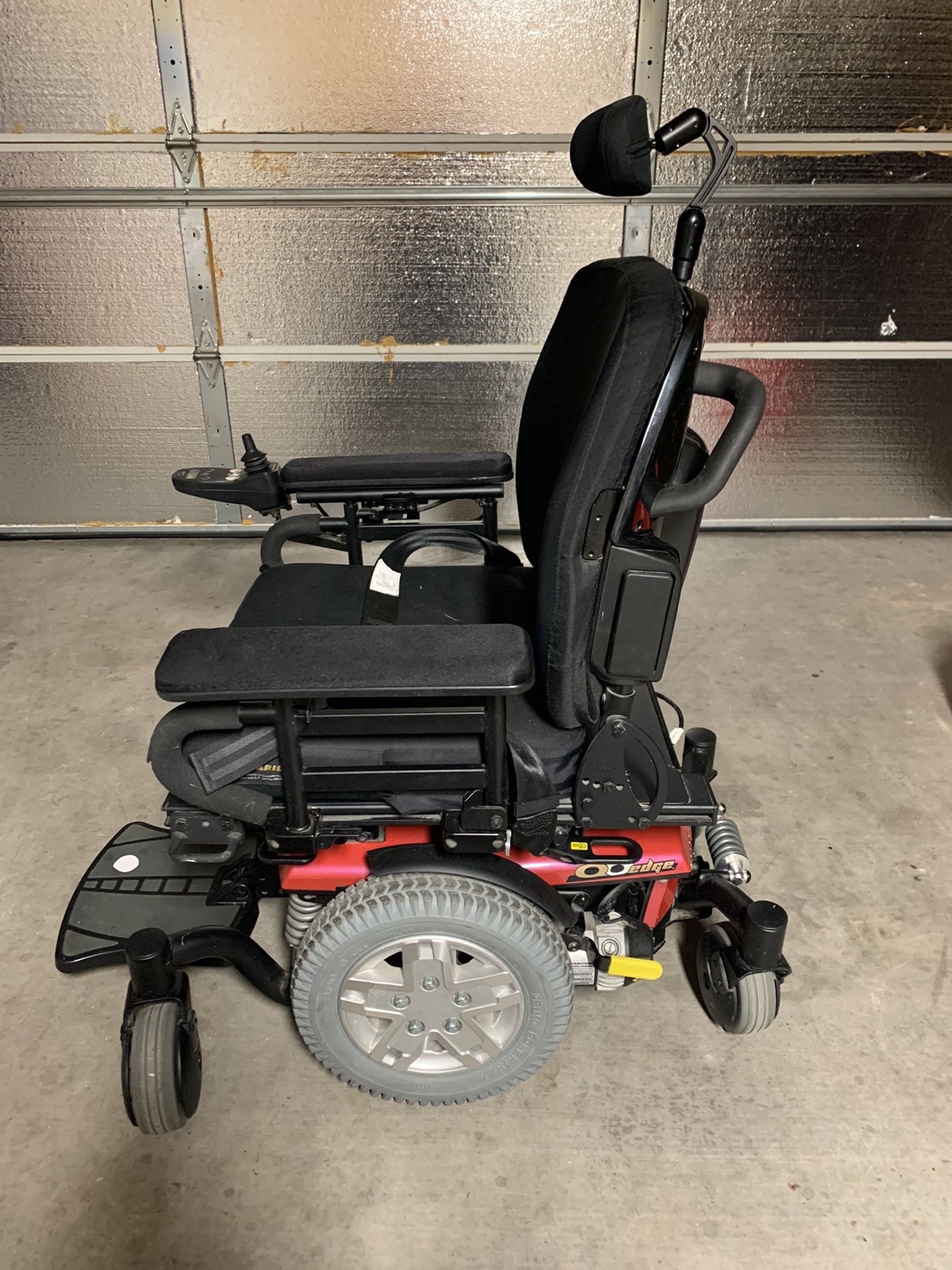 Power Chair for sell Quantum used. These are 1,600 plus
