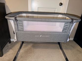 Baby Delight Beside Me Dreamer Bassinet