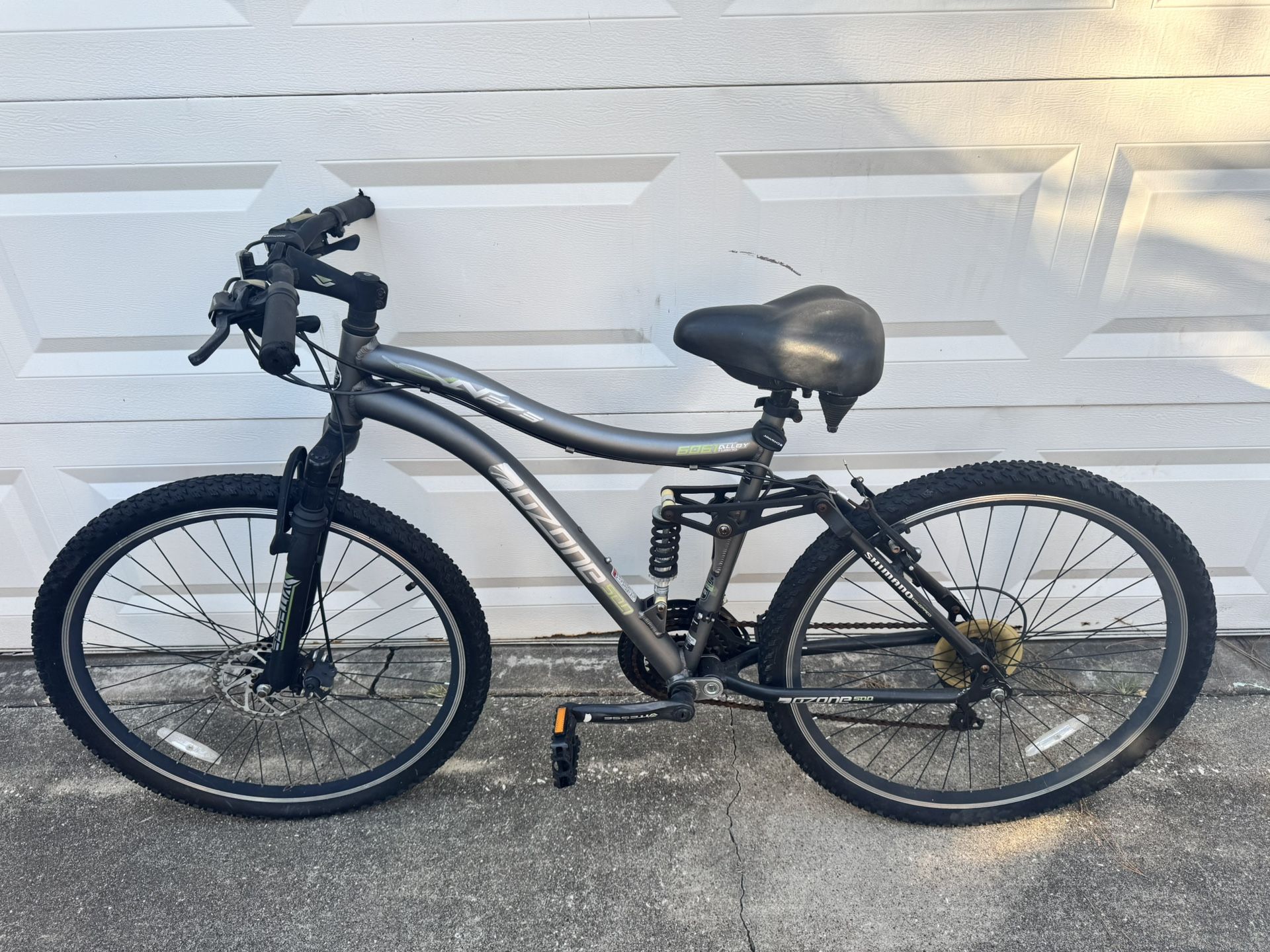 OZONE 500 Mountain Bike