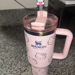 Stanley Cup Hello Kitty