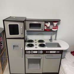 Kid Kitchen 