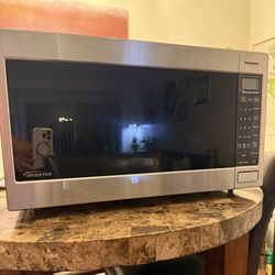 Panasonic Microwave With Inverter 1250 Watt