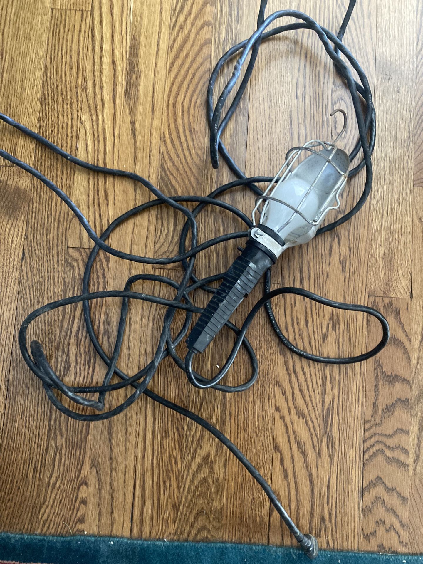 Antique Hanging Work Light With Bulb