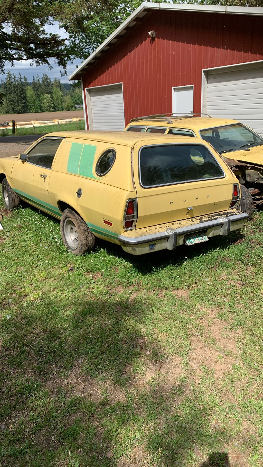 1978 Ford Pintos , One Sport One Squire