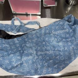 Doggie Jacket And Carrier Louis V And Supreme 