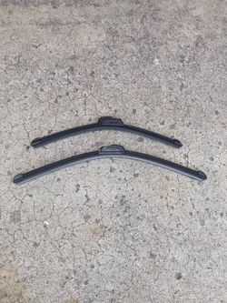 Voy a domicilio Wipers limpiaparabrisas $25 el par instalados carros vans camiones tengo todas las medidas