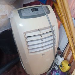 LG Air Conditioner 