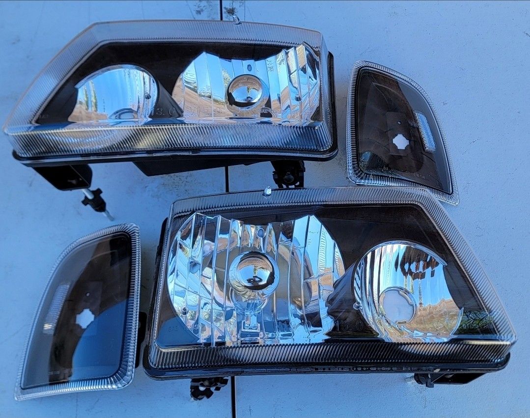 01-11 Ford Ranger Headlights Luces Micas Calaveras Faros Faroles Focos Headlamps