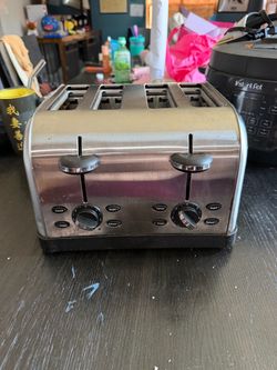 4 slice Oster toaster