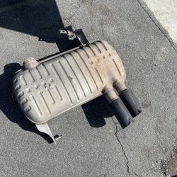 E9x 328i muffler