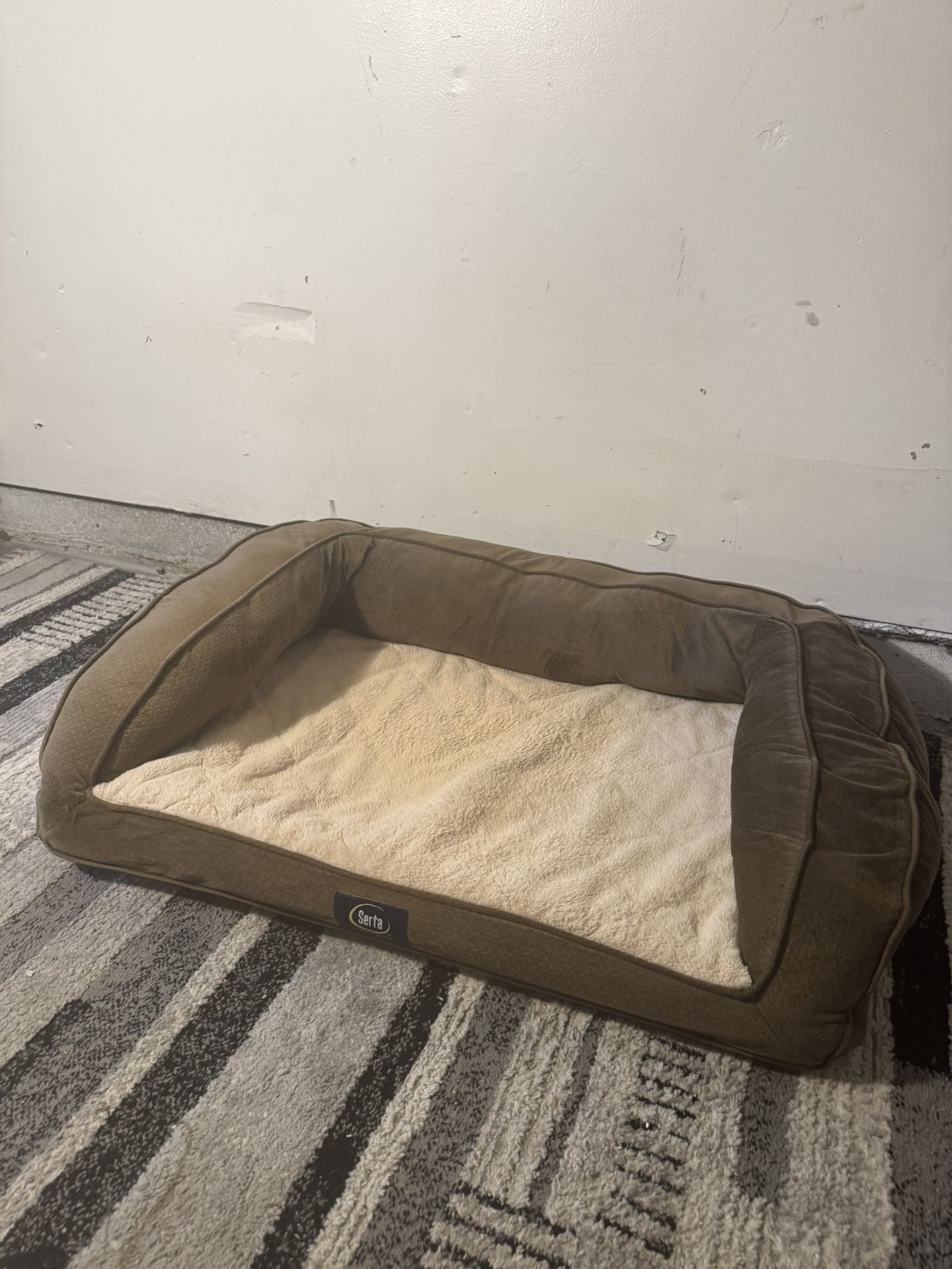 SERTA Pet Bed 34x22 In