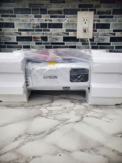 Epson VS260 (Brand New)
