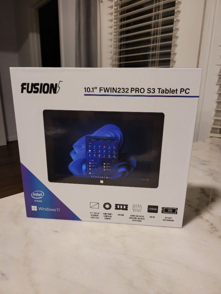 Fusion 5 10.1 Tablet PC. New In Box