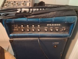 PLUSH GUITAR AMP 1970