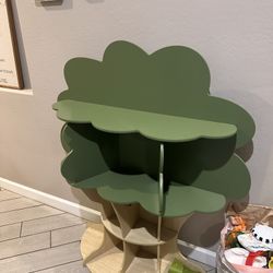 Delta Children’s Bookshelf 