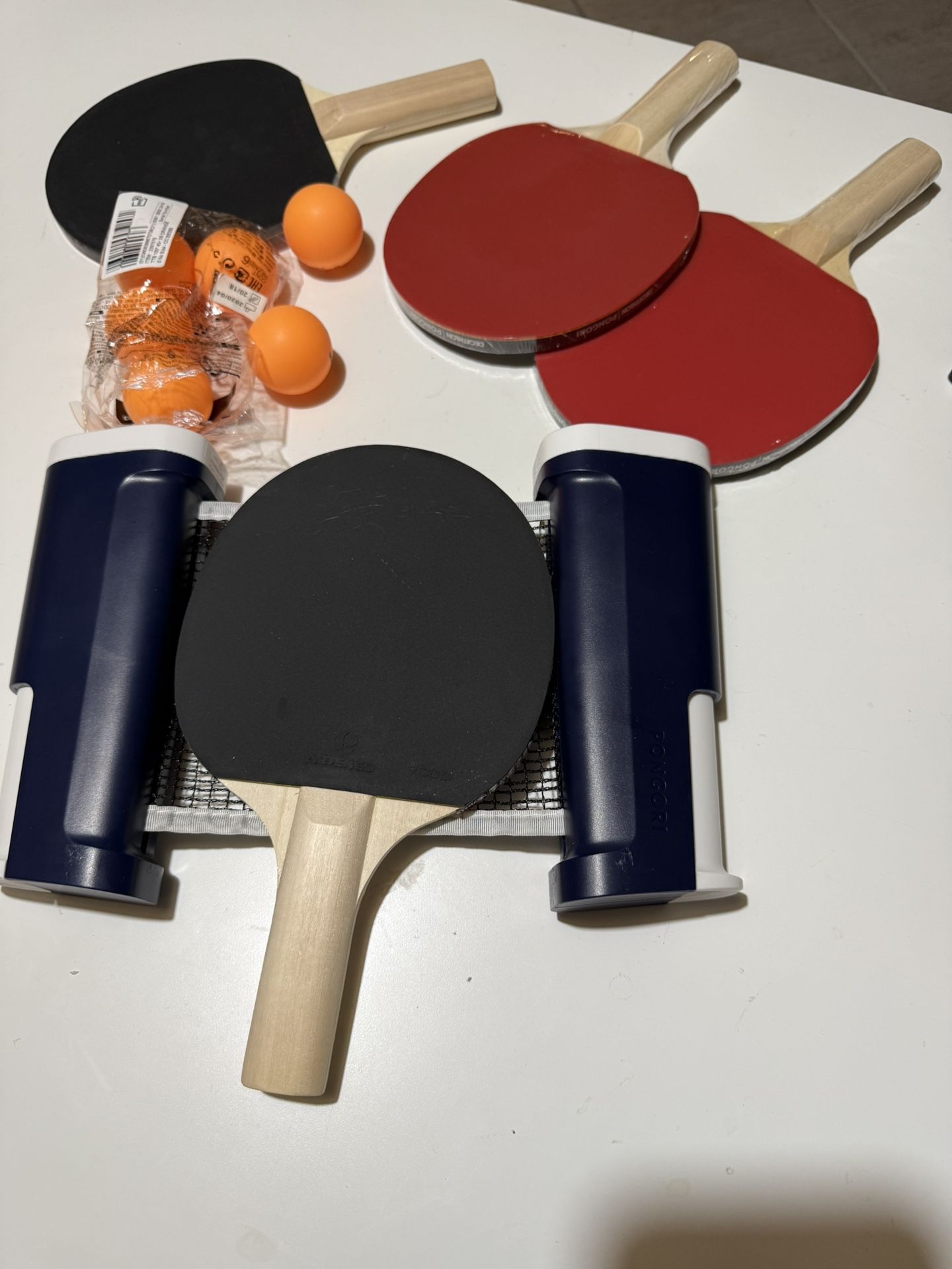 Ping Pong Set. Adjustable To Any Table