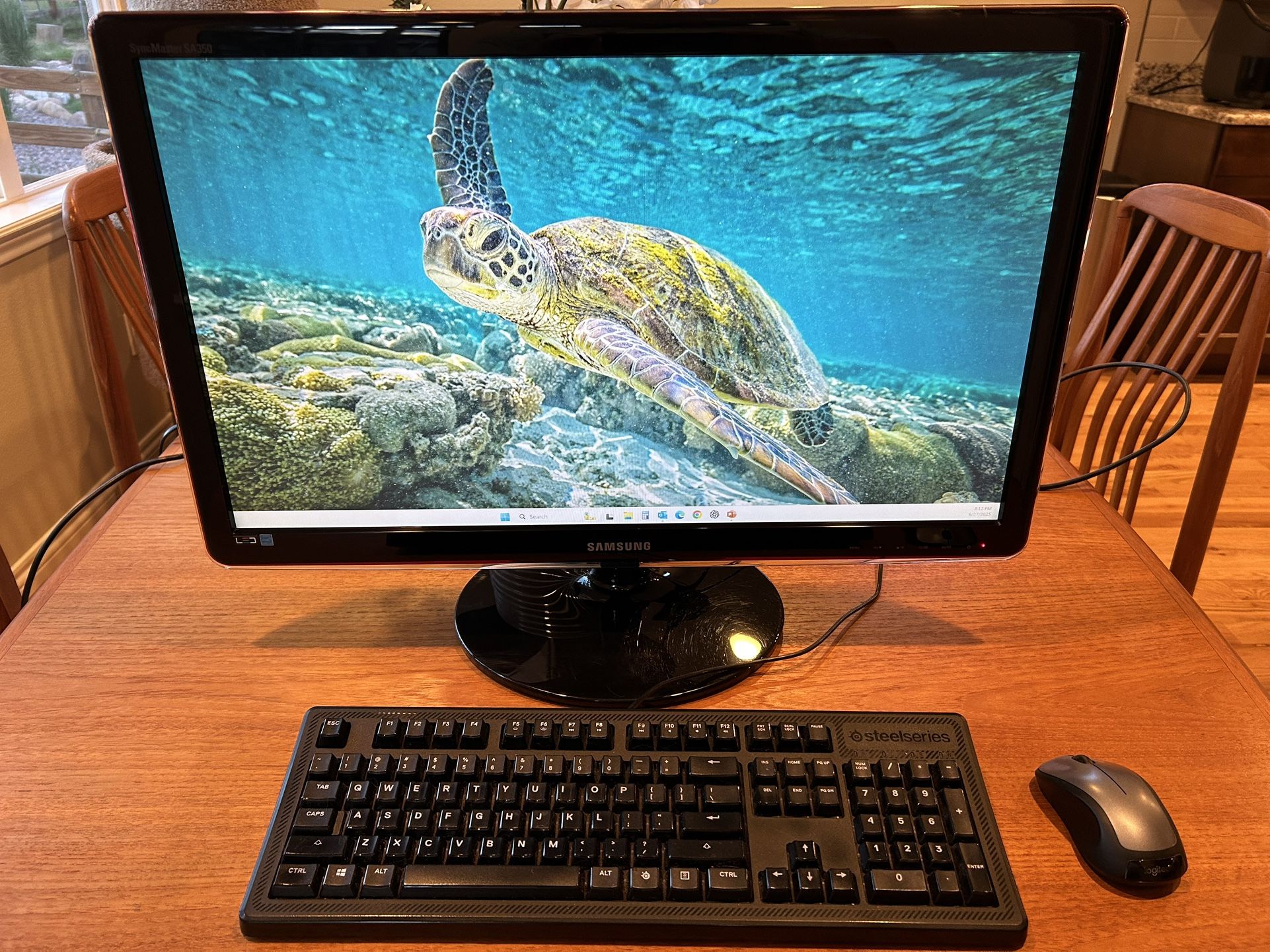 LED Monitor - 27” Samsung S27A350H 