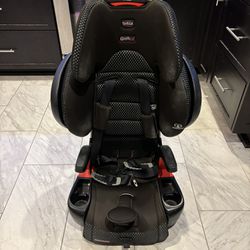 Britax Kids Car Seat. Used. Good Condition.